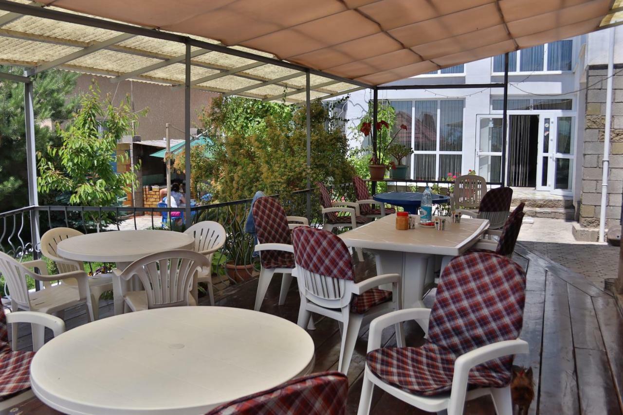 Panorama Hotel โชลปอน-อาตา ภายนอก รูปภาพ